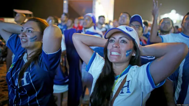 اکوادور این بازی بازی را ۱-۲ برد