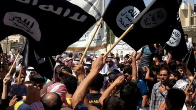 مظاهرة لمساندة داعش 