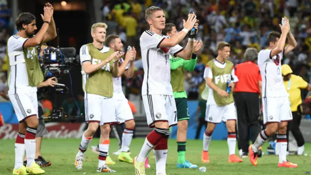 جرمنی اور گھانا کا میچ 2 - 2 گول سے برابر ہوگیا۔