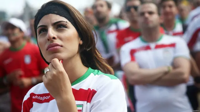 ईरान समर्थक महिला