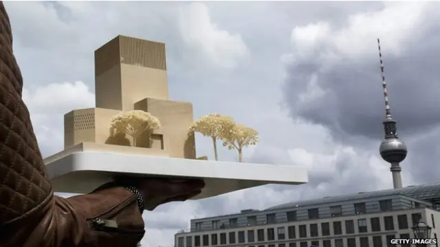 جرمنی کے دارالحکومت برلن میں ایک نئی مذہبی پیش قدمی کے طور پر ایک چھت کے نیچے مسجد، چرچ اور سیناگوگ کی تعمیر کا منصوبہ