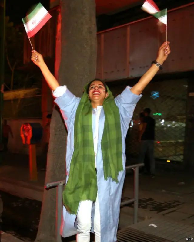 نوے منٹ کے کھیل کے بعد جب چار اضافی منٹ کا کھیل شروع ہوا تو لیونل میسی نے ایک انتہائی شاندار گول کر کے ایرانی مزاحمت کی کمر توڑ دی۔