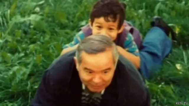 Ёш Каримов ўз бобосини сенябрдан бери кўрмаганини айтади