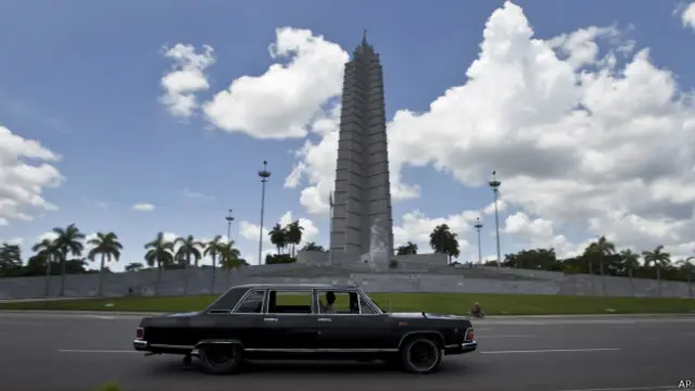 Автомобиль ГАЗ