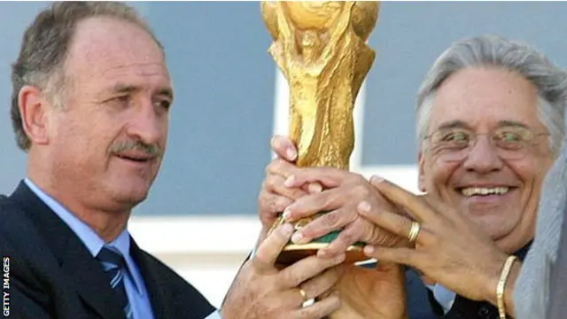 برازیل نے سنہ 2002 کا ورلڈ کپ لُوئیز سکولاری کی رہنمائی میں ہی جیتا تھا 