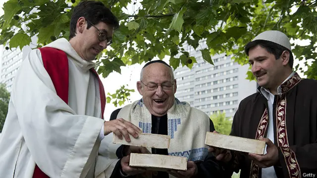 نتایج یک پژوهش نشان میدهد که در ۳۹ درصد کشورهای جهان میزان محدودیت مذهبی بالا است