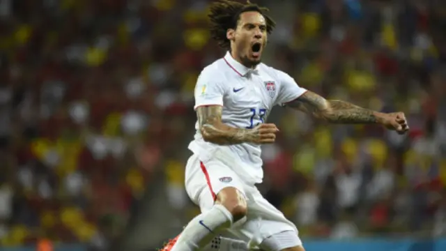 Jermaine Jones có cú sút hiểm hóc, gỡ hòa cho tuyển Mỹ