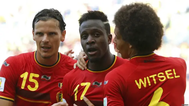 در اولین دیدار بلژیک با نتیجه ۰-۱ روسیه را شکست داد، و جای خود را در مرحله حذفی ثبت کرد