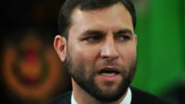 د اشرف غني ټاکنیزې ډلې وویل چې له ښاغلي امرخېل سره د دوی اړیکي د قانون په چوکاټ کې وې