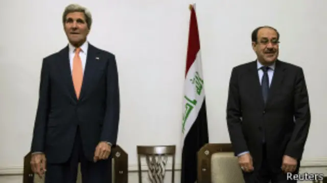 ဂျွန်ကယ်ရီနဲ့ အီရတ် ဝန်ကြီးချုပ် ဘဂ္ဂဒက်မှာ တွေ့စဉ်။