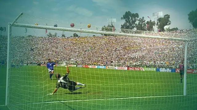 توپی که روبرتو باجو در سال ۱۹۹۴ در بازی فینال مقابل برزیل به بیرون زد و برزیل را به قهرمانی رساند