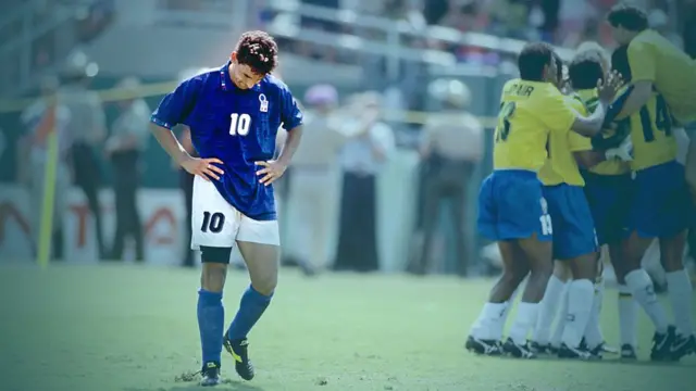 روبرتو باجو بعدها در خاطرات خود با عنوان "گلی در آسمان" نوشت: " (این ضربه) ‌سالها بر زندگی من تاثیر داشت. بدترین نقطه زندگی حرفه‌ای‌ام بود. اگر می توانستم لحظه ای را از زندگی پاک کنم، قطعا همین بود"