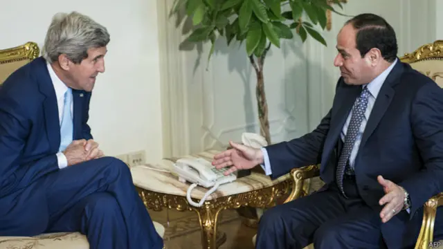 John Kerry con Abdel Fattah al Sisi