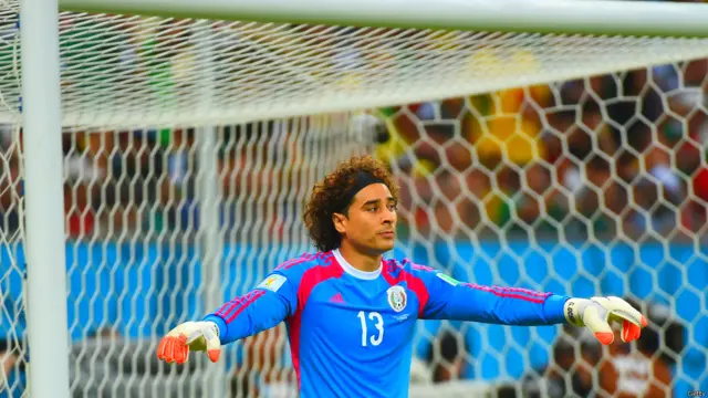 میکسیکو کے گول کیپر اوچوا نے اس میچ سے پہلے تک میکسیکو کے خلاف ایک بھی گول نہیں ہونے دیا۔