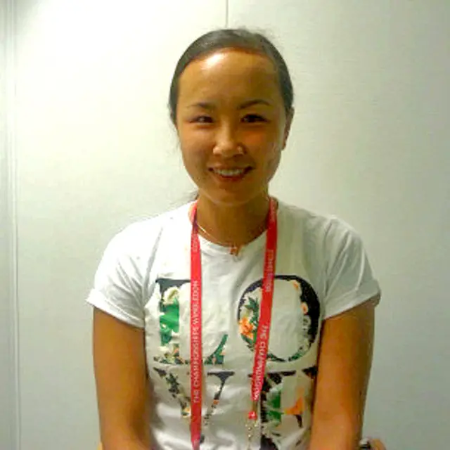 彭帅对BBC中文网记者说，双打是圆了童年梦