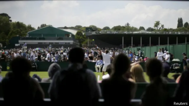 盧彥勛在11號球場對陣內德耶索夫，苦戰五盤拿下比賽。