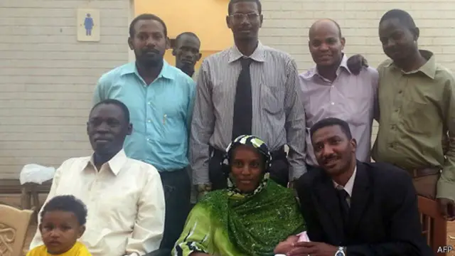 وضعت مريم طفلة أثناء وجودها في السجن الشهر الماضي 