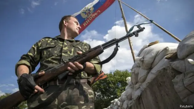 تقارير عن اندلاع معارك على الحدود مع روسيا. 