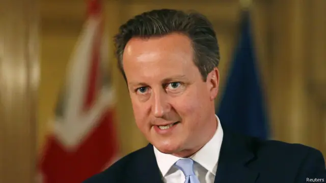 آقای کامرون که در رای‌‌‌گیری انتخاب رییس کمیسیون اروپا در اقلیت محض قرار گرفت، گفته است به تلاش‌های خود ادامه می‌دهد