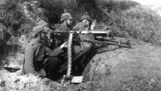 Германский расчет пулемета