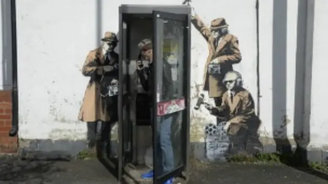 “间谍电话亭”