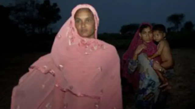 विश्व स्वास्थ्य संगठन और यूनिसेफ़ के मुताबिक भारत में आज भी 59 करोड़ 70 लाख़ लोग खुले में शौच करते हैं.