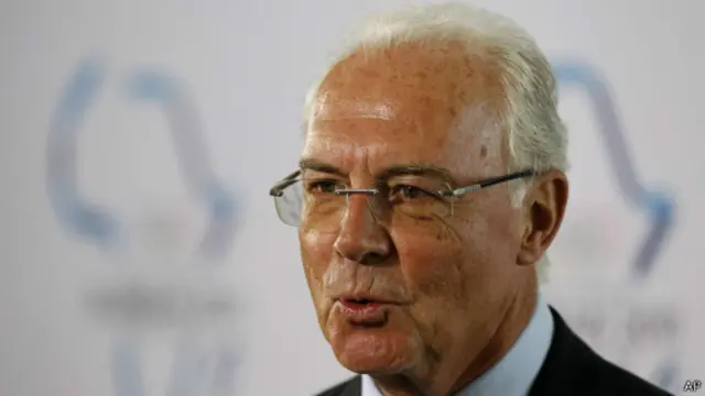 Beckenbauer menjuarai Piala Dunia bersama Jerman sebagai kapten dan pelatih.