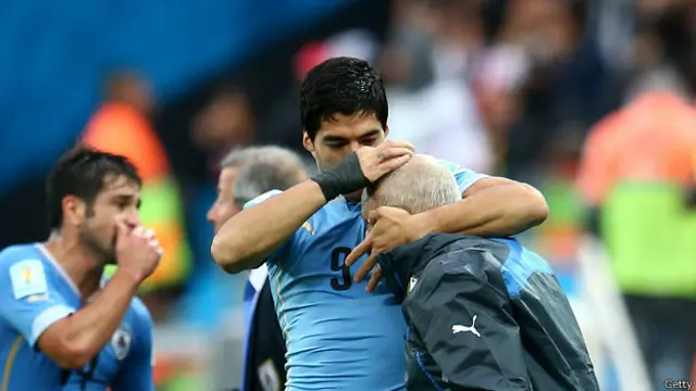 Luis Suárez, Walter Ferreira