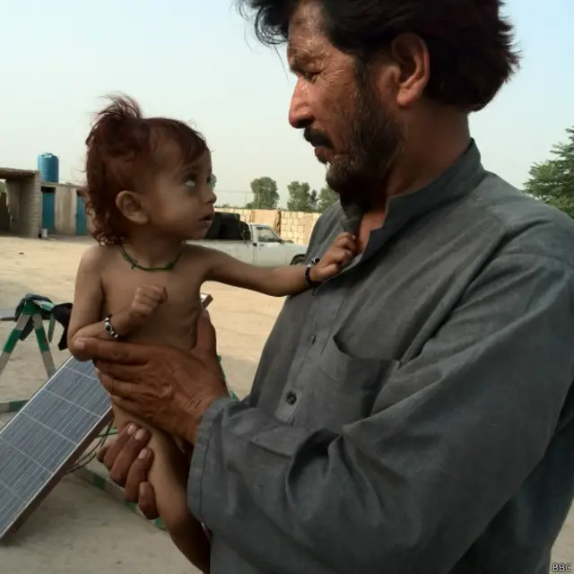 ډېری بېځايه شوې کورنۍ په بنو او شاوخوا سيمو کې په کرايي او د خپلوخپلوانو په کورونو کې دېره شوي دي. 
