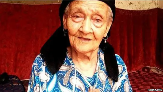 Oriq sargish ayolni sikish