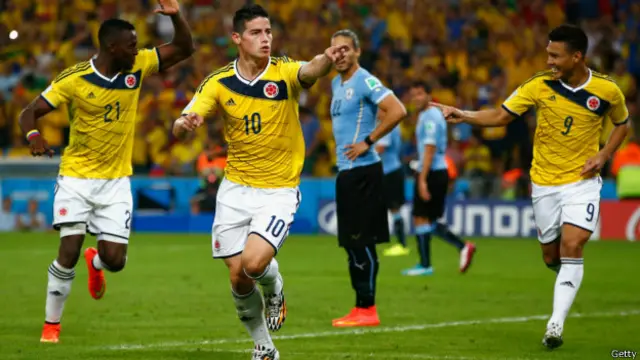 कोलंबिया बनाम उरूग्वे