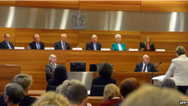 تتزامن هذه الاتهامات مع استمرار تحقيق وطني في قضايا ارتكاب تجاوزات جنسية بحق أطفال في أستراليا