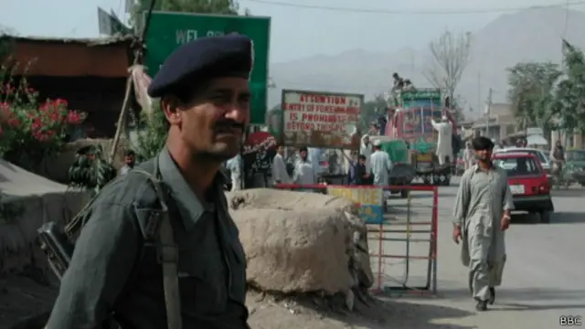 Pakistan troops