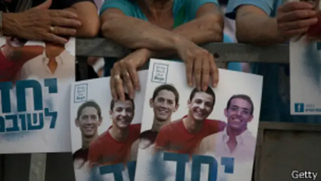 Marcha por los adolescentes desaparecidos