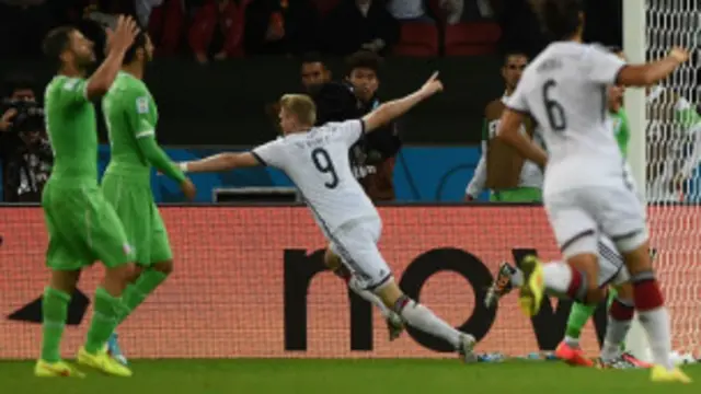 جرمني تر یوې سختې لوبې وروسته الجزایز ته په دوه / یو ماتې ورکړه