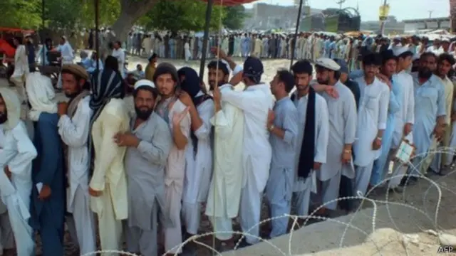 أكثر من نصف مليون من سكان وزيرستان نزحوا إلى المناطق المجاورة