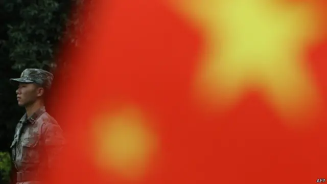 中国人民解放军驻香港部队周二也开放昂船洲军营