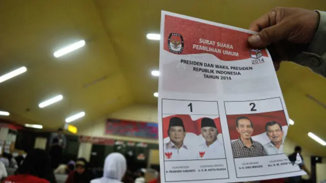 Pelanggaran administrasi hingga kampanye kotor banyak dijumpai belakangan.