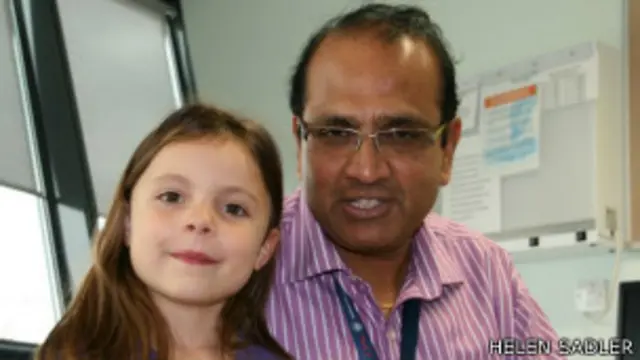 Pediatra Varadarajan Kalidasan y Josephine