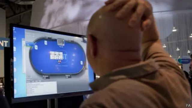 El programa de póker en línea fue un fracaso.