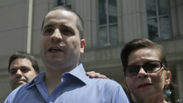 Gilberto Valle con su madre