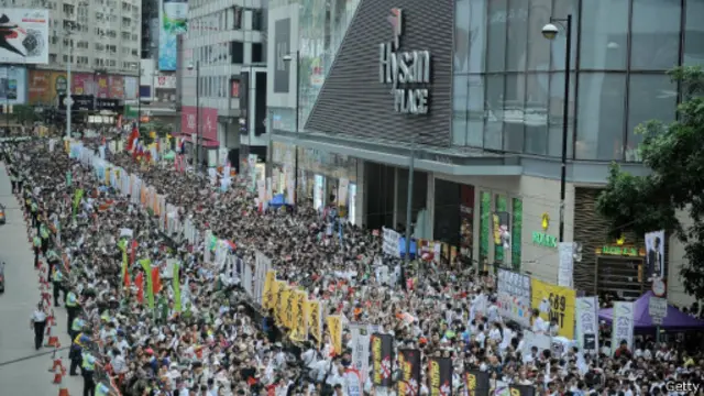 نگرانی از گسترش اختیارات دولت مرکزی تعداد بیشتری را به راهپیمایی امسال کشاند 