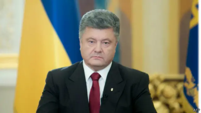 Президент Порошенко ғалаба қилишга ҳали эрта эканини айтган