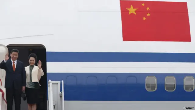 中国国家主席习近平与夫人彭丽媛抵达首尔（03/07/2014）