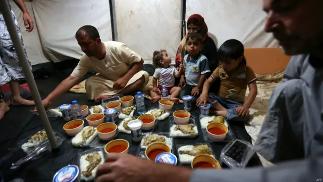 रमज़ान, इराक़, विस्थापित