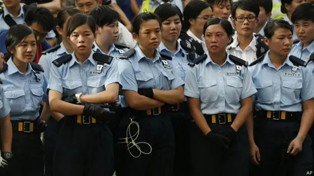 香港警方逮捕学联“占领中环预演”行动示威者（2/7/2014）