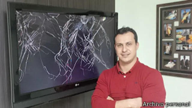 Rafael Gambarim y su televisor roto