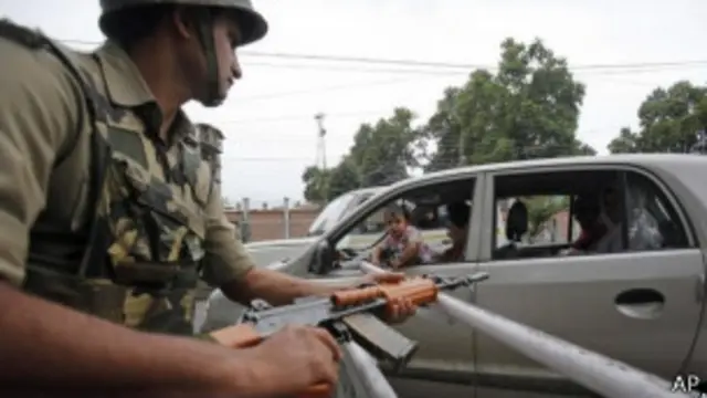 اس موقعے پر سخت سکیورٹی کا اہتمام کیا گیا تھا