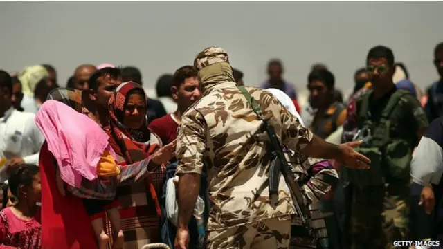 سنی باغیوں کے تکریت پر قبضے کے بعد یہ نرسیں ایک ہسپتال میں محصور ہو گئیں تھیں