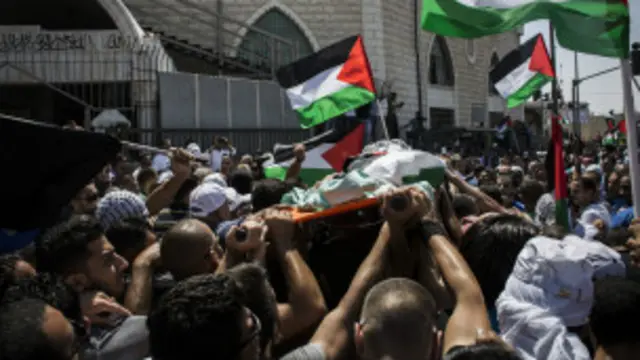 محمد ابو خضیر نوي سلنه سوځېدلی و، او د سوځېدو پر مهال ژوندی و